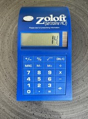 Pfizer „Zoloft“ Curved Desktop Calculator Drug Rep Promotional Item 2005 Era