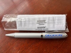 RARE LOT 25 VINTAGE „GEODON“ PFIZER SILVER METAL DRUG PROMOTIONAL PENS W/INSERT