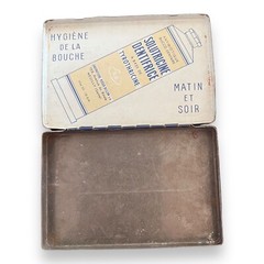 French Apothecary Pill Box Tin Solutricine Pastilles 1920s Pharmacy France