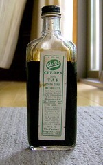 antique 1930s ASTER Cherry & Tar cough syrup GLASS MEDICINE BOTTLE w/box vintage