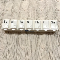 Vtg Small White Cigna Plastic Weekly 5.5” Pill Case Organizer 7 Day Travel