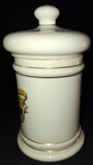 VTG RX APOTHECARY JAR MD CORICIDIN-D 6.5″ GOLD TRIM w/LATIN PHARMACY DRUG STORE