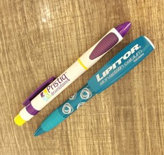 Set of 2 Drug Rep Pens – Lipitor – Pristiq – both discontinued- pharmaceutical