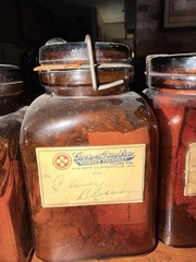 3 Vintage Gansen’s Drug Store Pioneer Pharmacy Amber Glass Jars w/ Labels