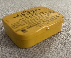 Vintage Yellow Tin Amyl Nitrite Box Medicine Burroughs Wellcome