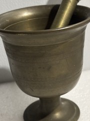 Vintage 1940s – 50s Solid Brass Mortar and Pestle Greek Key Design Pattern 3.5lb