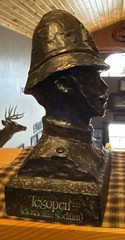 1977 The Oxford Bobby Resin Bust Bristol Laboratories Tegopen Promotional Statue