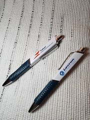 Drug Rep 2 LIPITOR Heavy Metal Silver Beautiful Click Pens Caduet Pearl