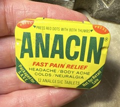 Anacin Fast Pain Relief Tin 12 Analgesic Tablets Exp Nov 1988 Whitehall Labs