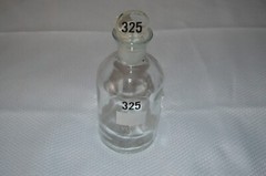 WHEATON ~ VITRO ~ U.S.A. ~ GLASS LABS BOTTLES ~ LABORATORY ~ PHARMACEUTICAL ~NEW