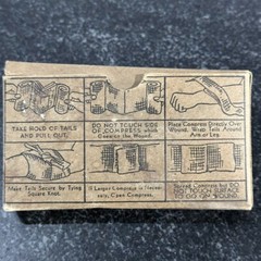 WW2 Antique Original Johnson & Johnson / Davis – Bandage Compress
