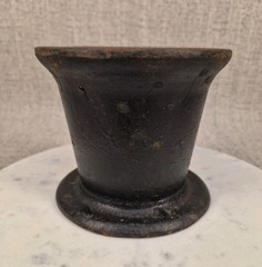 Vintage Cast Iron Mortar Grinding Bowl Apothecary Druggist Chemist Herbs