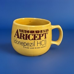Aricept Drug Rep Pharmaceutical Collectible Advertising Coffee Soup Cup Mug