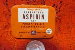 Vintage Walgreens Aspirin tin, Walgreen Lab. Inc. Chicago, USA