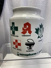 NOVOPHARM PORCELAIN PHARMACY CANISTER APOTHECARY JAR No Lid⚕️ WORLD RX LOGOS B5