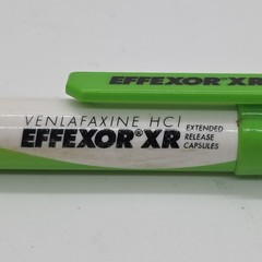 Effexor XR Promotional Click Pen – Green & White Pharma Rep Collectible