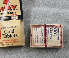 Vintage 1960s 1970s 4-Way Decongestant Cold Tablets Box Bristol Myers – Unused