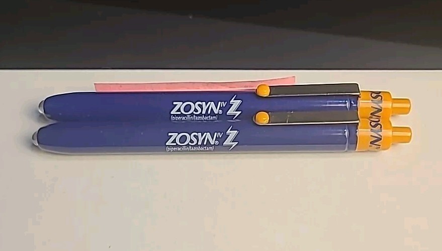 2 Zosyn IV 3.375g Flashlight Pharmaceutical Drug Rep Promotional Gift Tested