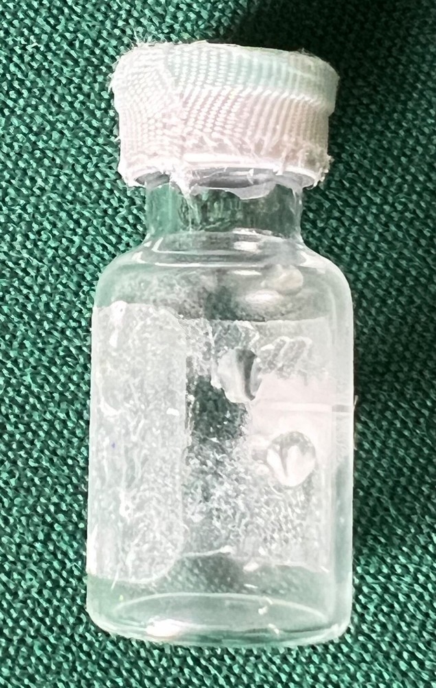 vtg empty clear vial for display #1