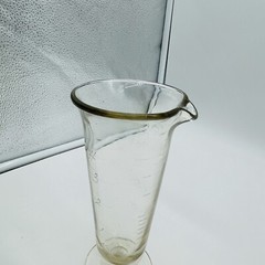 VINTAGE ETCHED GLASS FOOTED MEASURING BEAKER LAB APOTHECARY