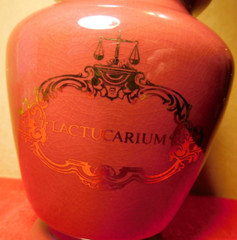 Jar~Apothecary Jar Eli Lilly „Lactucarium“ Pharmaceutical 4/303 Maroon Empty