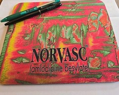 NORVASC Mouse Pad & Pens Medical Advertising Pharmaceutical Vintage Pens Write