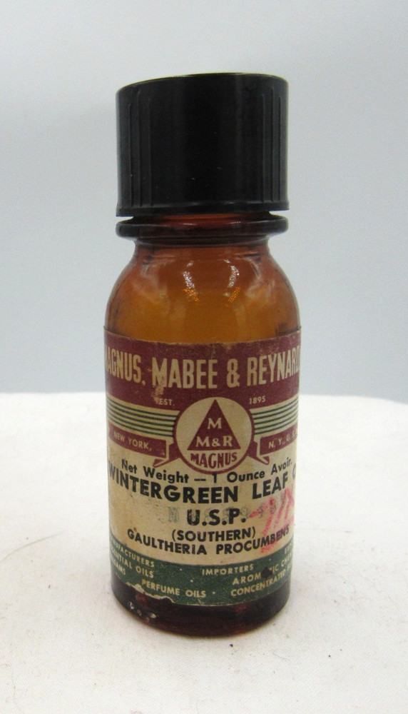 BW – 1950’s Magnus, Mabee & Reynard Wintergreen Leaf Oil 3 3/8 “ Medicine bottle