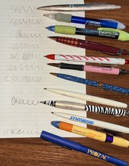 Lot Of 12 Pharmaceutical Drug Rep Ink Pens Various Brands