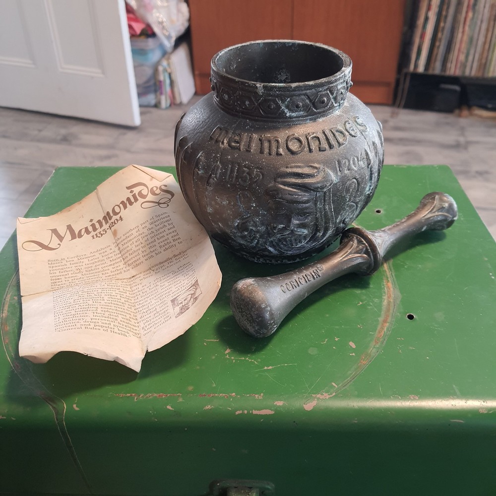 Vintage Brass RX Maimonides 1135-1204 Secundum Artem Mortar & Pestle Coricidin