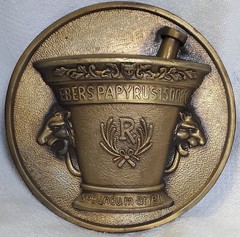 1978 Mortar & Pestle Chlor-Trimenton Pharmacy Wall Hanging Pharmaceutical Rep Ad
