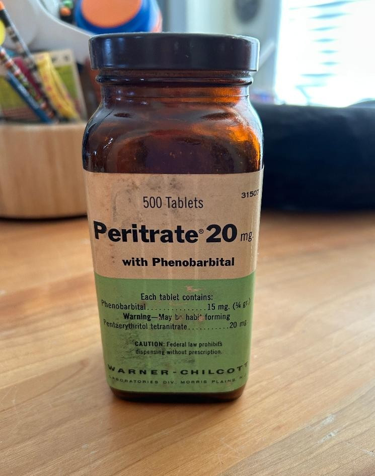 Vintage Warner Chilcott Peritrate with phenobarbital tablet bottle medicine 20mg