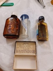 Lot of 4 Pharmacy Prescription Containers/Bottles – 1950’s – 1960’s Illinois