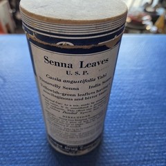 Vintage 1930s–40s Senna Leaves U.S.P. PharmacyDrugstore Herb CardboardContainer