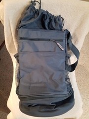 Pfizer Drug Rep RARE Blue Insulated Cooler Crossbody Tote Bag Beach Multipurpose