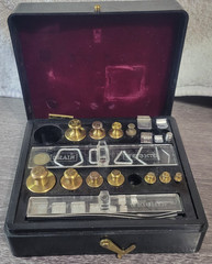 Vintage Bristol Myers Set of Pharmacutical Brass Weights in Original Box