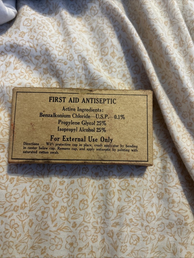 Vintage 1950’s Marion Health & Safety First Aid Antiseptic Applicators Medicine