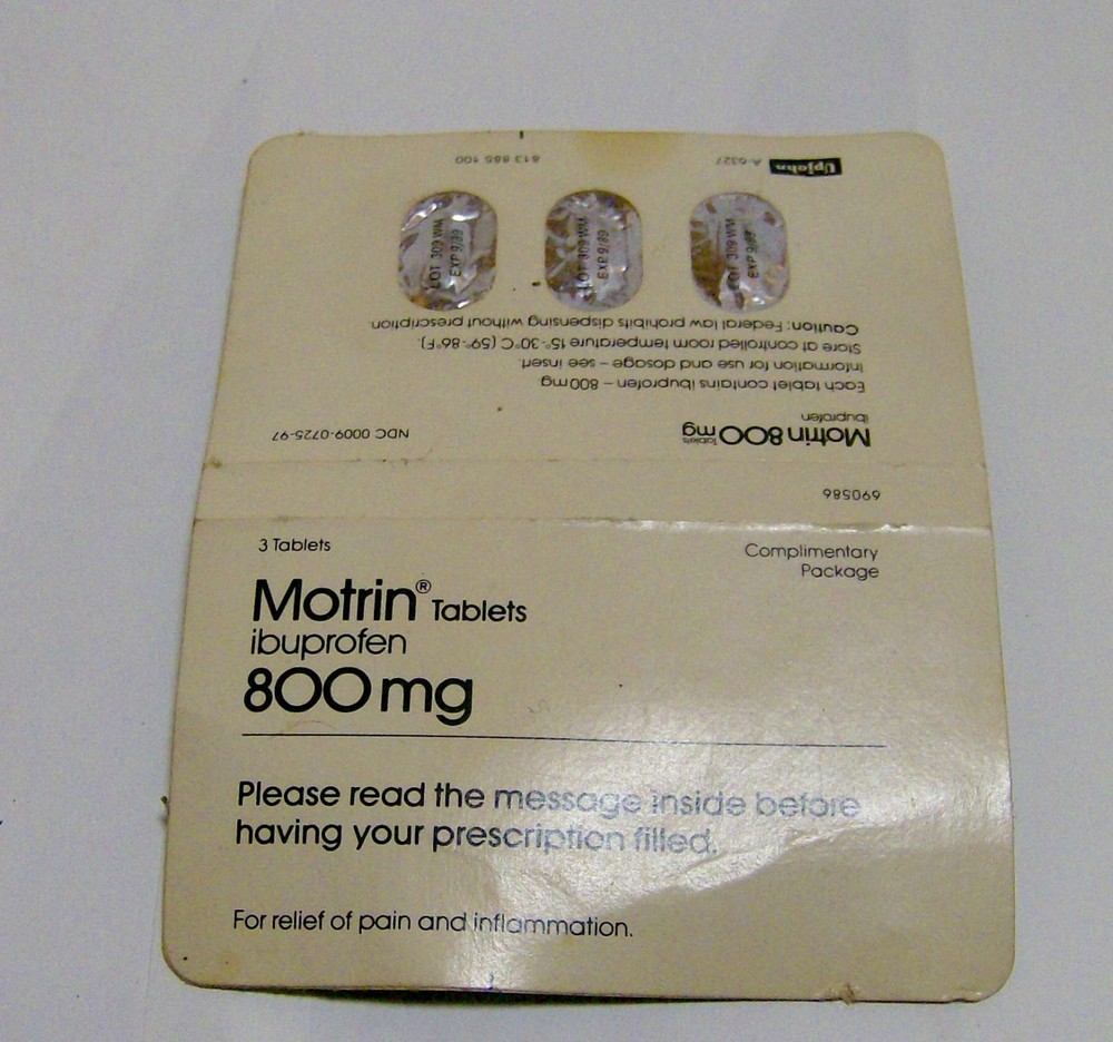 vintage 1986 UPJOHN pharmaceutical SAMPLE Motrin Ibuprofen doctor office MEDICAL