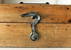 1920-30’s E.H.SARGENT ANTIQUE APOTHECARY BRASS WEIGHTS HINGED WOOD BOX SET