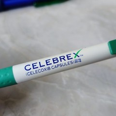 Lot Of 8 Celebrex Plastic Metal Pharmaceutical Drug Rep Promo Advertising Pens