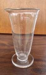 Antique Hand Blown Glass Laboratory Apothecary Beaker 5 1/2″ Whitall Tatum & Co.