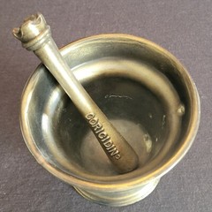 Mortar & Pestle RAK1 Richard Klein Bronze – Dated 1787 R.A.K 1 Coricidin Pestle
