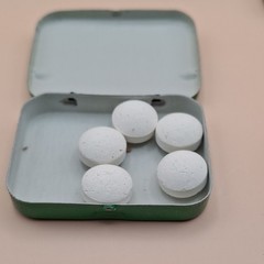 Pill tins lot 4 PHILLIPS Rheumatism gout SYNTROGEL w/pills antique vintage