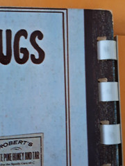 1st Edition Pharmaceutical Antiques and Collectables Price Guide