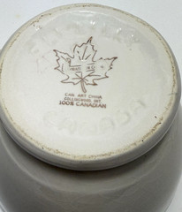 Vtg Eli Lilly Co. Ceramic Mortar & Pestle Cream Canada Collingwood Ont. Pharmacy