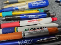 Pharmaceutical Lot Of Pens Clip Corkboard Viagra Lyrica Flomax Nexium Uroxatral