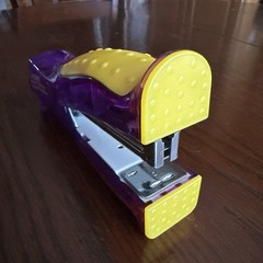 Levaquin Leva-pak collectible purple and yellow stapler EUC