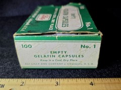 Vintage Eli Lilly Empty Gelatin Capsules No 1 Box Bilingual Pharmacy Apothecary