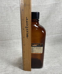 VTG 1979 Prescription Bottle Empty Brown Glass Benadryl Elixir Family Pharmacy