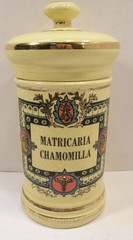 VINTAGE CERAMIC POTTERY APOTHECARY JAR W/LID MATRICARIA CHAMOMILLA PHARMACY