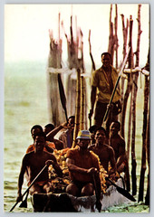 Ivory Coast Fishermen Hand Built Canoe 1970 Pfizer Pharmaceutical Print Ad Card
